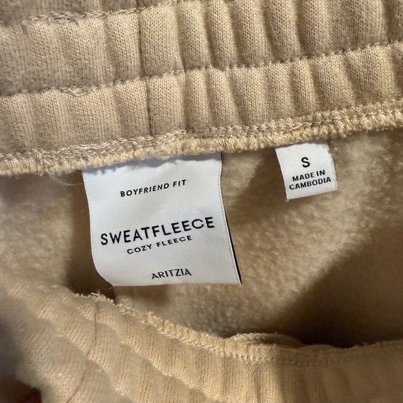 Aritzia Cozy Fleece Boyfriend Straight Sweatpant Beige - Picture 4 of 4